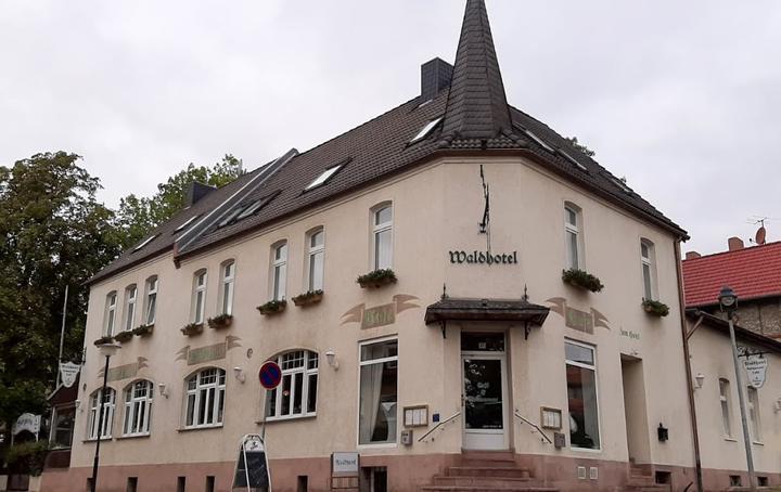 Waldhotel